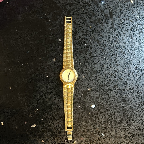 Gucci Watch - Picture 5 of 12